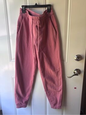 lululemon athletica women’s Dusty Rose Drawstring Sweatpants